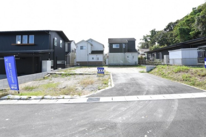 広がる未来、広々とした土地で理想の住まいを実現【姶良市西餅田　売土地　区画3】